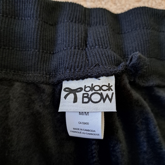 Black Bow 2 Piece Set Joggers Hoodie Velour Size Medium Black Track Suit - Picture 11 of 14
